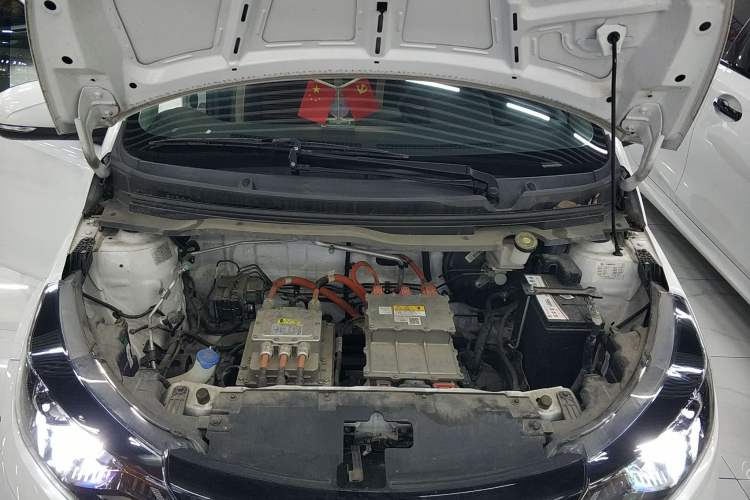 Used JMEV Xiao Qilin 2022 Heart-Pounding Edition Engine Bay