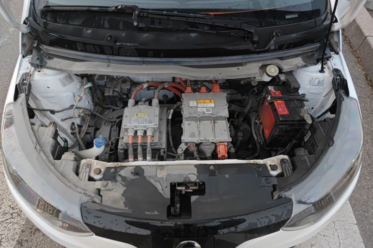 Used JMEV Xiao Qilin 2022 Heart-Pounding Edition Engine Bay