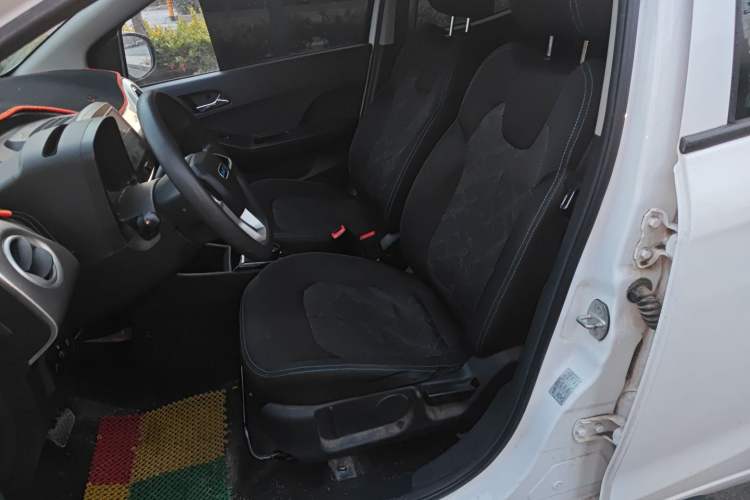 Used JMEV Xiao Qilin 2022 Heart-Pounding Edition Left Front Seat