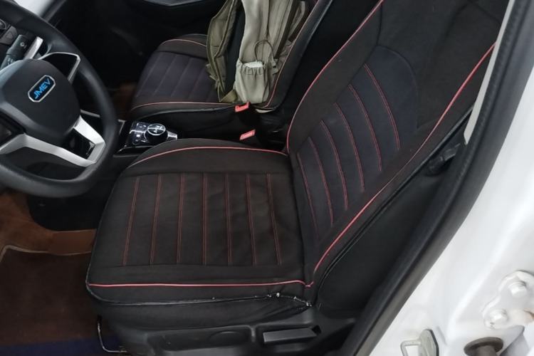 Used JMEV Xiao Qilin 2022 Heart-Pounding Edition Left Front Seat