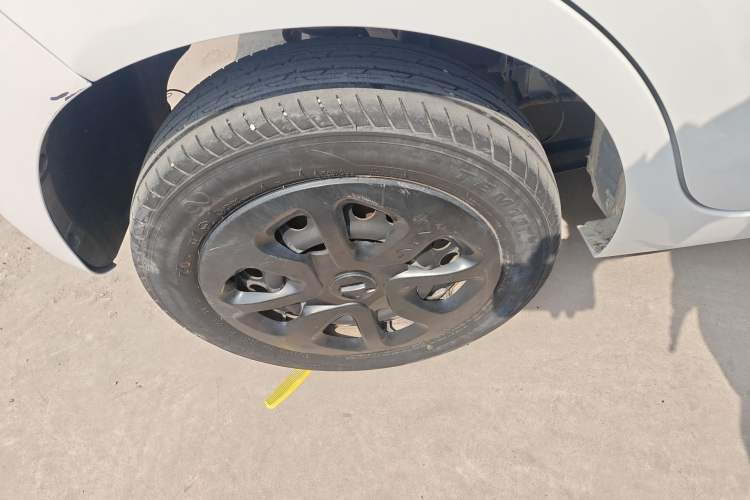 Used JMEV Xiao Qilin 2022 Heart-Pounding Edition Right Rear Wheel Hub