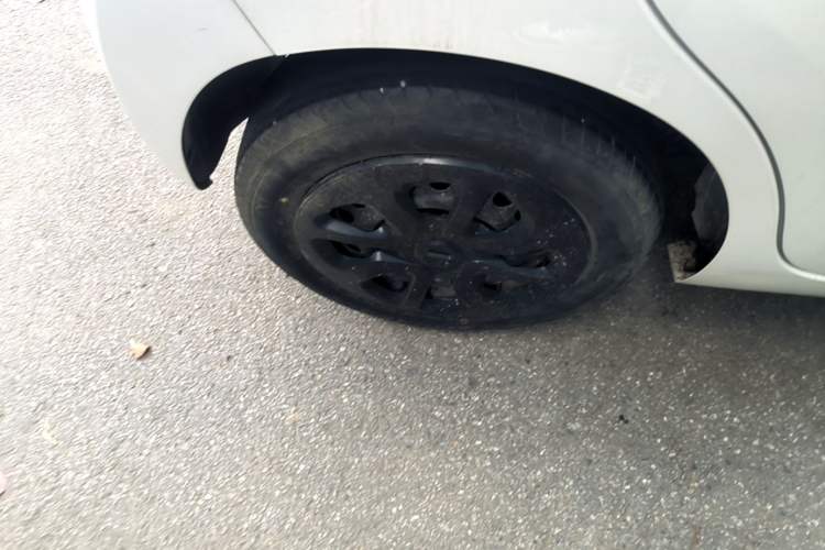 Used JMEV Xiao Qilin 2022 Heart-Pounding Edition Right Rear Wheel Hub
