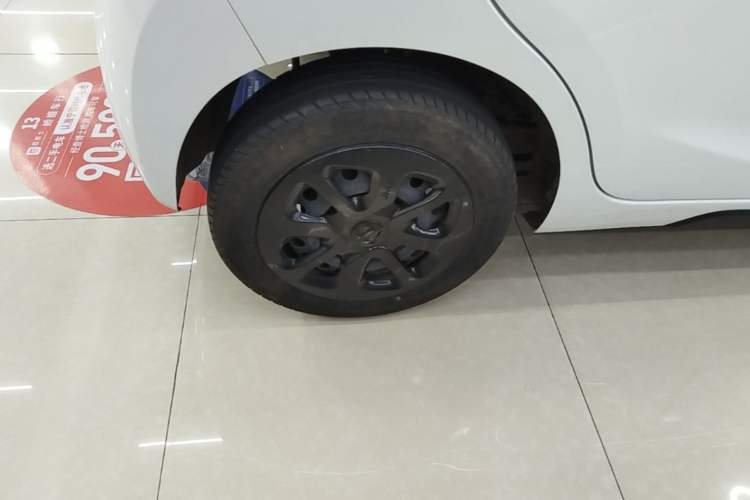 Used JMEV Xiao Qilin 2022 Heart-Pounding Edition Right Rear Wheel Hub