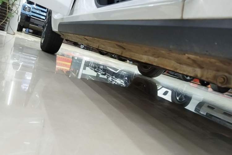 Used JMEV Xiao Qilin 2022 Heart-Pounding Edition Right Side Sill