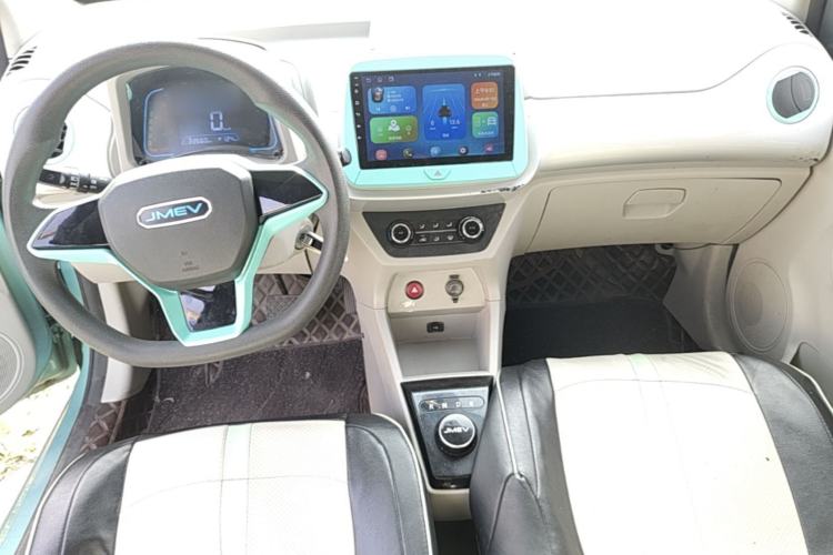 Used JMEV Xiao Qilin 2023 Joyful Edition 201km Comfort Model Center Console