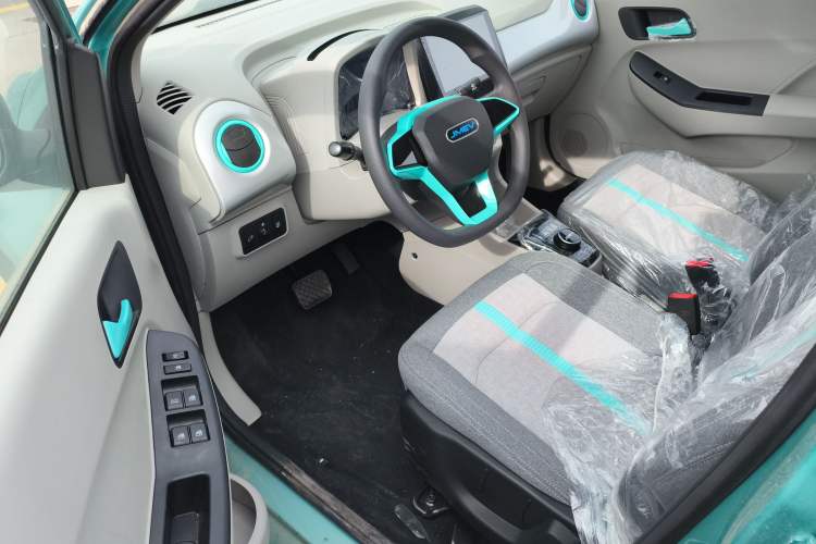 Used JMEV Xiao Qilin 2023 Joyful Edition 201km Comfort Model Driver Seat