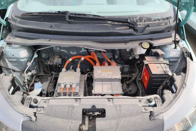 Used JMEV Xiao Qilin 2023 Joyful Edition 201km Comfort Model Engine Bay