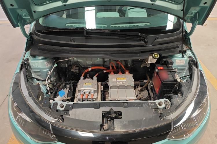 Used JMEV Xiao Qilin 2023 Joyful Edition 201km Comfort Model Engine Bay