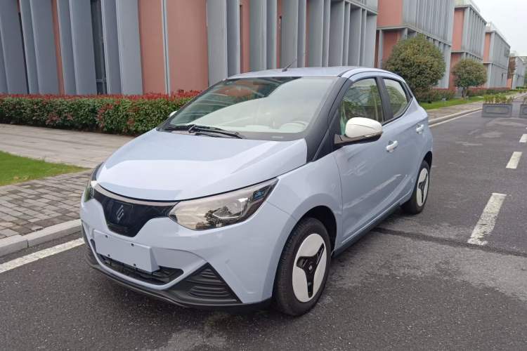 Used JMEV Xiao Qilin 2023 Joyful Edition 201km Comfort Model Exterior 1