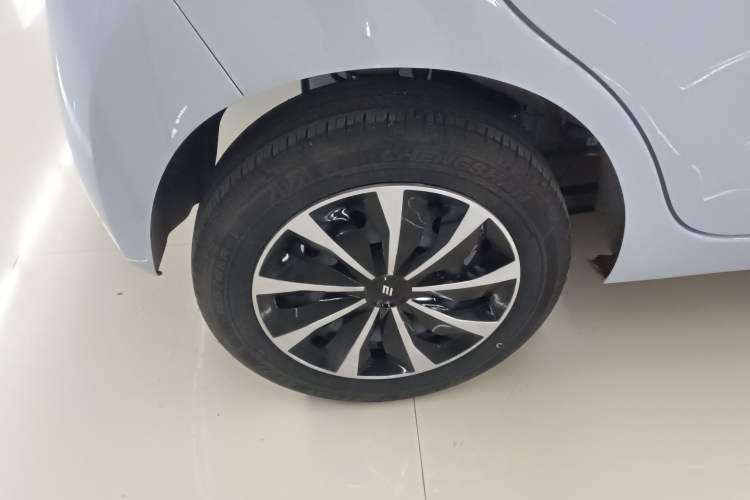 Used JMEV Xiao Qilin 2023 Joyful Edition 201km Comfort Model Exterior 5