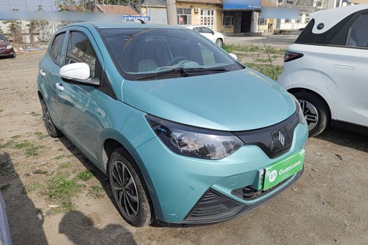 Used JMEV Xiao Qilin 2023 Joyful Edition 201km Comfort Model Front Right 45 Deg