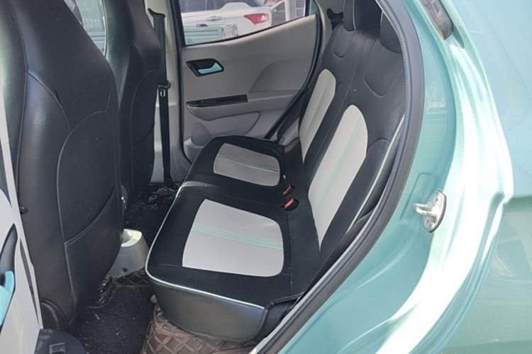Used JMEV Xiao Qilin 2023 Joyful Edition 201km Comfort Model Left Rear Seat