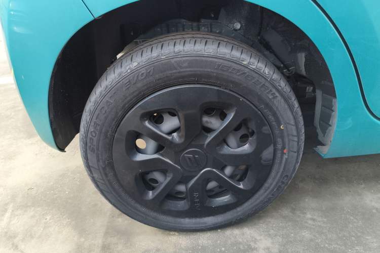 Used JMEV Xiao Qilin 2023 Joyful Edition 201km Comfort Model Right Rear Wheel Hub