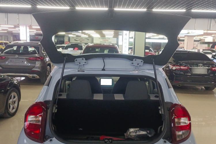 Used JMEV Xiao Qilin 2023 Joyful Edition 201km Comfort Model Trunk