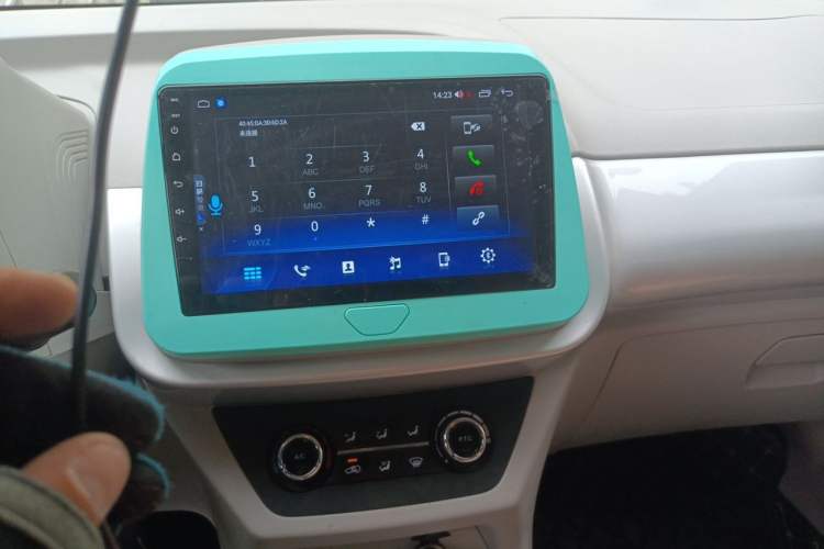 Used JMEV Xiao Qilin 2023 Joyful Edition 201km Comfort Model Audio And AC Panel