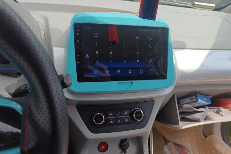 Used JMEV Xiao Qilin 2023 Joyful Edition 201km Comfort Model Audio And AC Panel