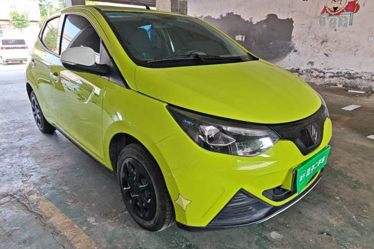 Used JMEV Xiao Qilin 2023 Joyful Edition 201km Comfort Model Front Right 45 Deg