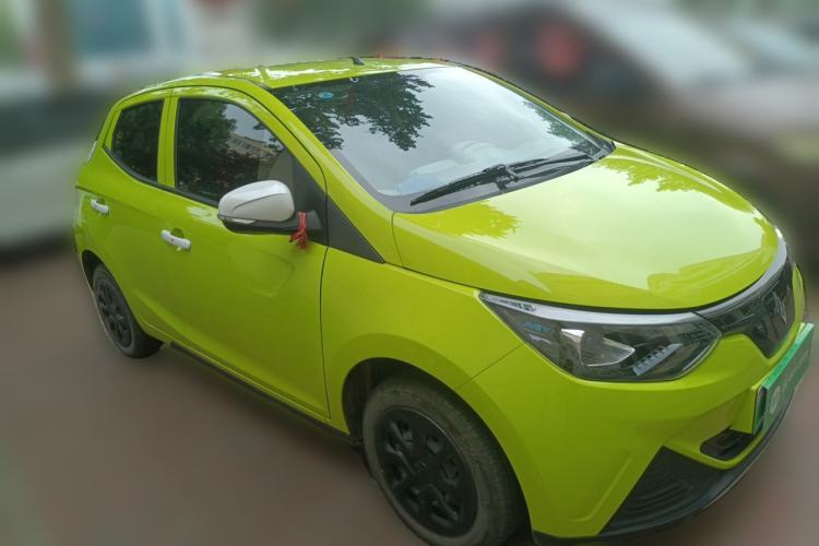 Used JMEV Xiao Qilin 2023 Joyful Edition 201km Comfort Model Front Right 45 Deg