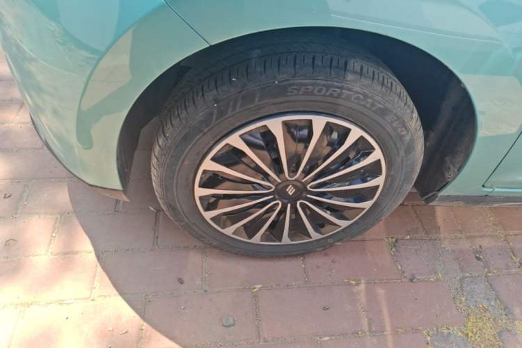 Used JMEV Xiao Qilin 2023 Joyful Edition 201km Comfort Model Left Front Wheel Hub