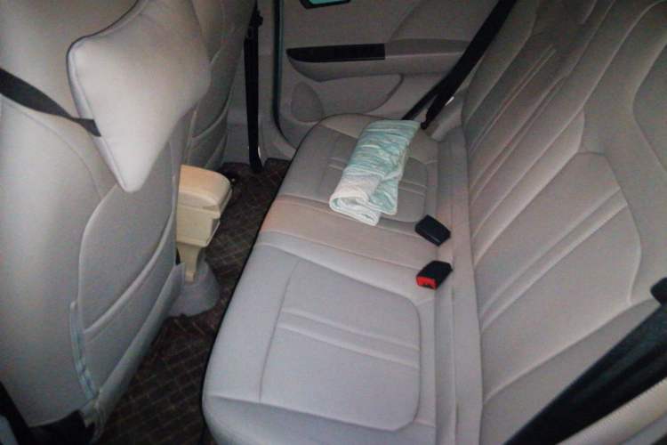 Used JMEV Xiao Qilin 2023 Joyful Edition 201km Comfort Model Left Rear Seat