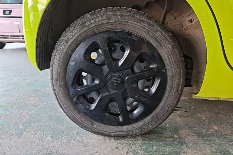 Used JMEV Xiao Qilin 2023 Joyful Edition 201km Comfort Model Right Rear Wheel Hub