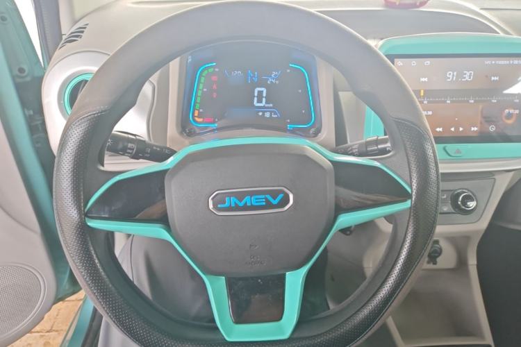 Used JMEV Xiao Qilin 2023 Joyful Edition 201km Comfort Model Steering Wheel