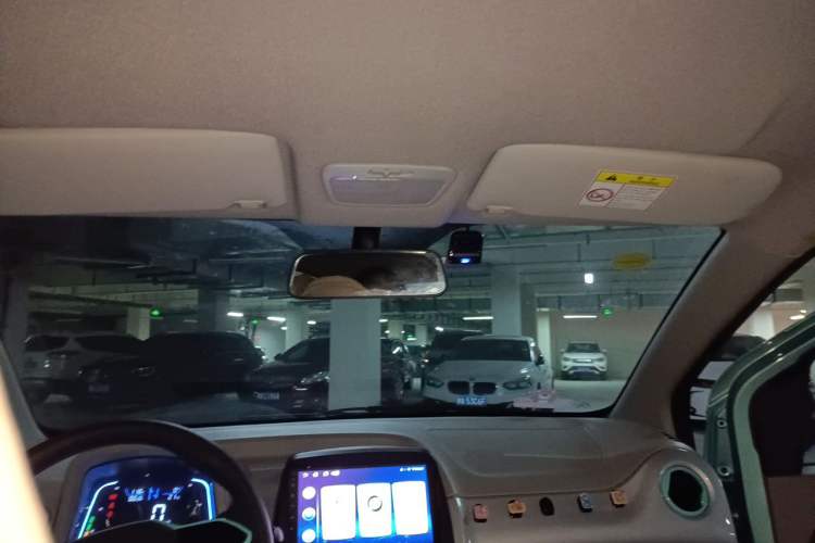 Used JMEV Xiao Qilin 2023 Joyful Edition 201km Comfort Model Headliner