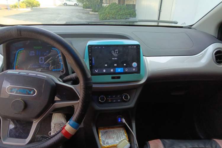 Used JMEV Xiao Qilin 2023 Joyful Edition 201km Comfort Model Audio And AC Panel