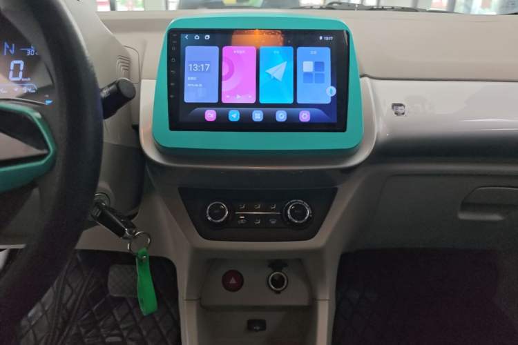 Used JMEV Xiao Qilin 2023 Joyful Edition 201km Comfort Model Audio And AC Panel