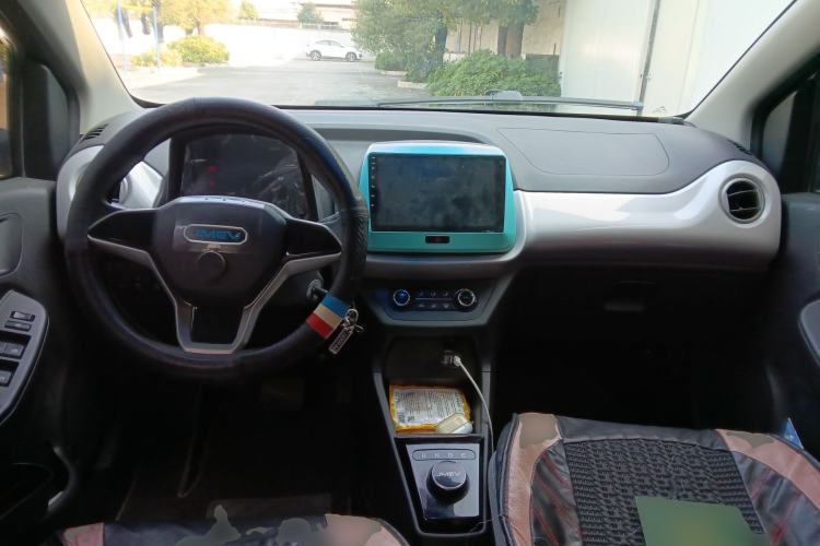 Used JMEV Xiao Qilin 2023 Joyful Edition 201km Comfort Model Center Console