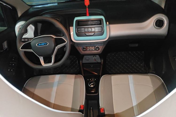 Used JMEV Xiao Qilin 2023 Joyful Edition 201km Comfort Model Center Console