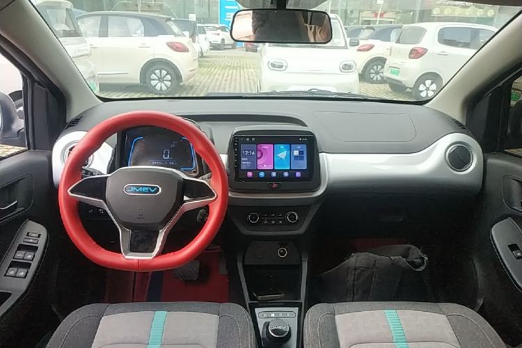 Used JMEV Xiao Qilin 2023 Joyful Edition 201km Comfort Model Center Console