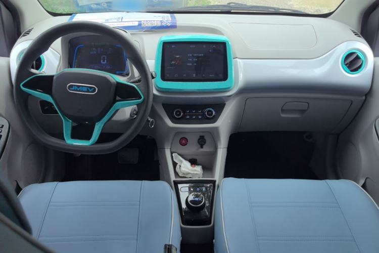 Used JMEV Xiao Qilin 2023 Joyful Edition 201km Luxury Model Center Console