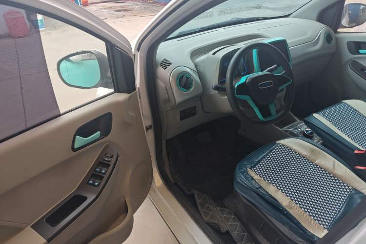 Used JMEV Xiao Qilin 2023 Joyful Edition 201km Luxury Model Driver Seat