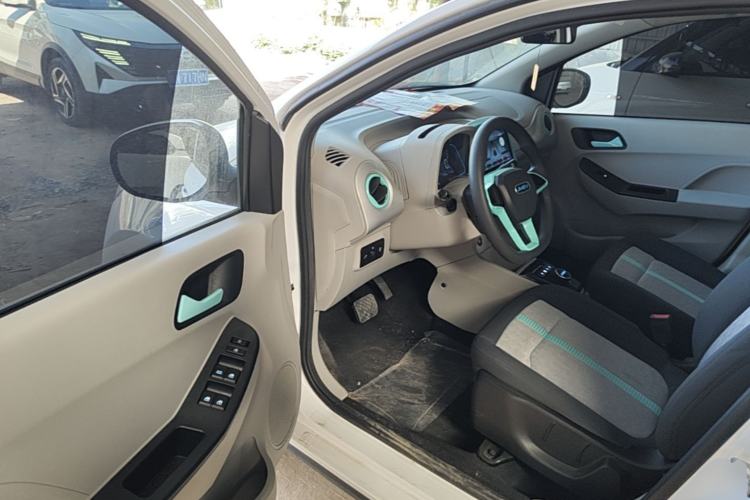 Used JMEV Xiao Qilin 2023 Joyful Edition 201km Comfort Model Driver Seat