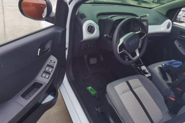 Used JMEV Xiao Qilin 2023 Joyful Edition 201km Comfort Model Driver Seat