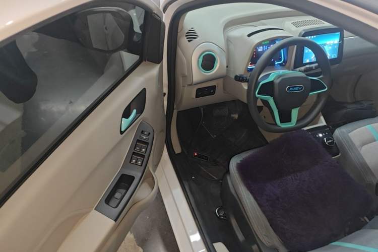 Used JMEV Xiao Qilin 2023 Joyful Edition 201km Comfort Model Driver Seat