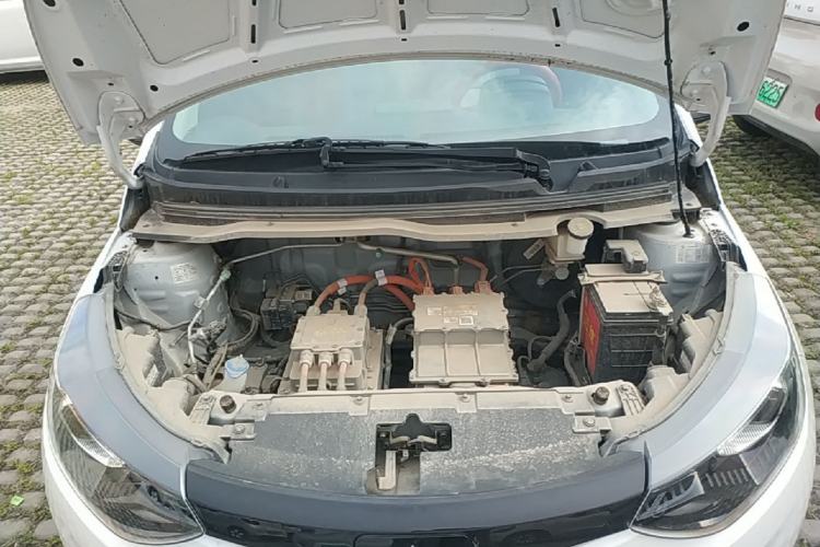 Used JMEV Xiao Qilin 2023 Joyful Edition 201km Comfort Model Engine Bay