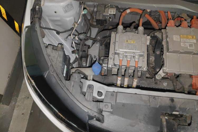 Used JMEV Xiao Qilin 2023 Joyful Edition 201km Comfort Model Engine Bay Right