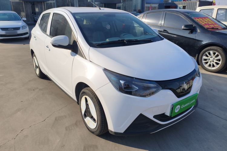 Used JMEV Xiao Qilin 2023 Joyful Edition 201km Comfort Model Front Right 45 Deg