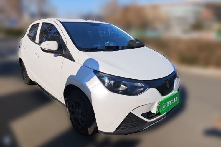 Used JMEV Xiao Qilin 2023 Joyful Edition 201km Comfort Model Front Right 45 Deg