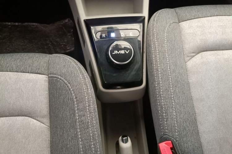 Used JMEV Xiao Qilin 2023 Joyful Edition 201km Comfort Model Gear Lever