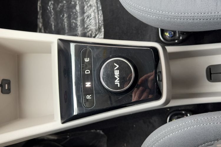 Used JMEV Xiao Qilin 2023 Joyful Edition 201km Comfort Model Gear Lever