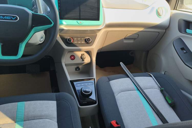 Used JMEV Xiao Qilin 2023 Joyful Edition 201km Comfort Model Gear Lever
