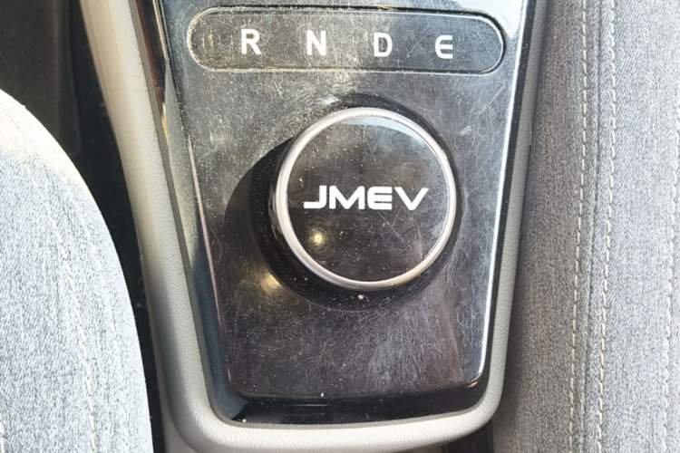 Used JMEV Xiao Qilin 2023 Joyful Edition 201km Comfort Model Gear Lever