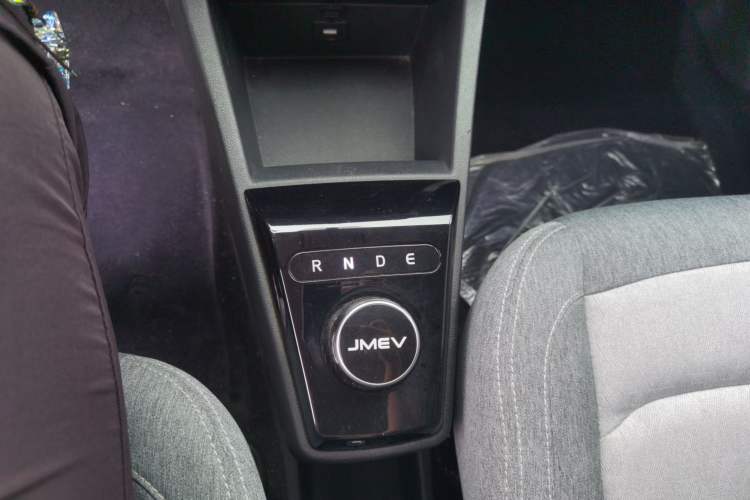 Used JMEV Xiao Qilin 2023 Joyful Edition 201km Comfort Model Gear Lever