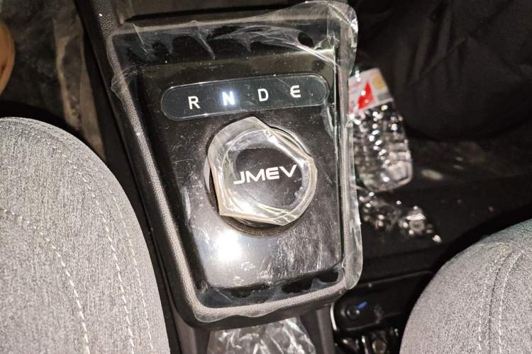 Used JMEV Xiao Qilin 2023 Joyful Edition 201km Comfort Model Gear Lever