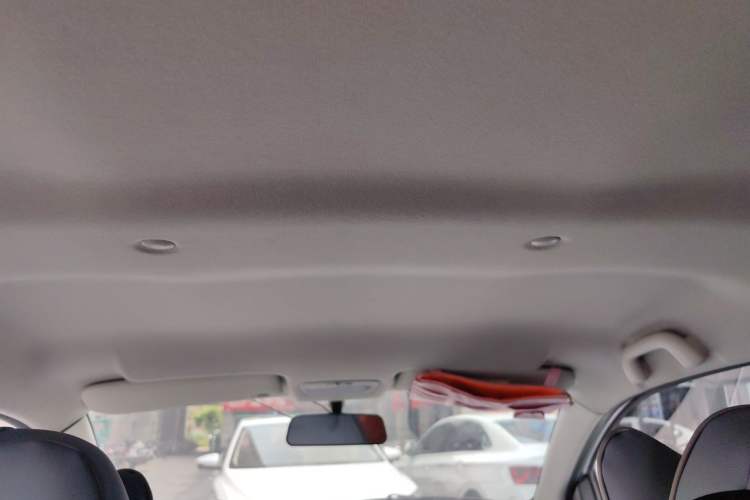 Used JMEV Xiao Qilin 2023 Joyful Edition 201km Luxury Model Headliner