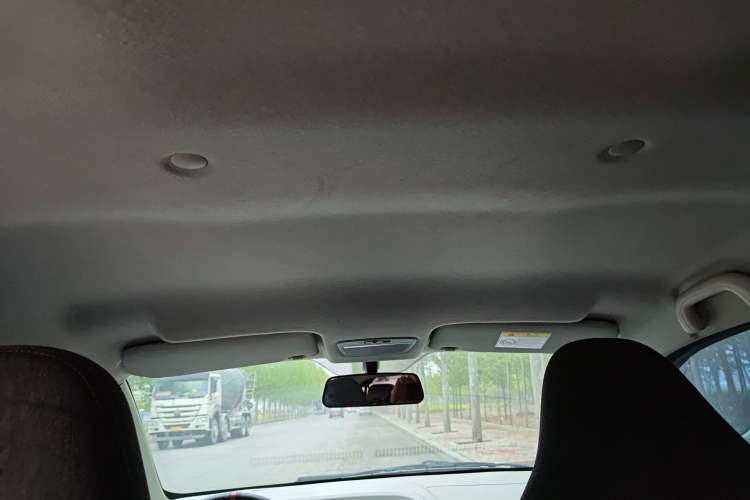 Used JMEV Xiao Qilin 2023 Joyful Edition 201km Comfort Model Headliner