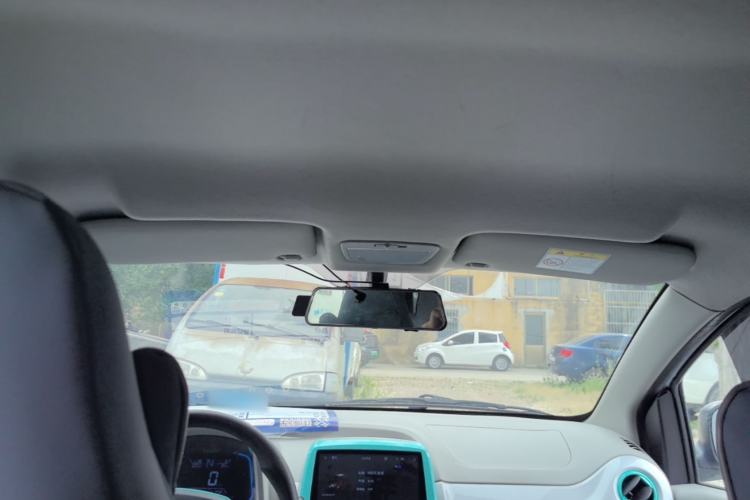 Used JMEV Xiao Qilin 2023 Joyful Edition 201km Luxury Model Headliner